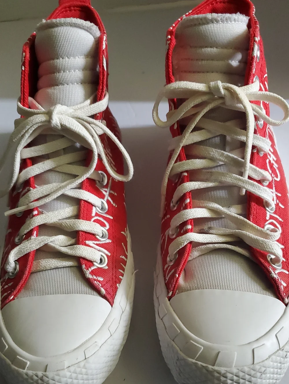 Converse UNTITL3D High Top 'NOT A CHUCK Red Sneakers Boy's Size 7